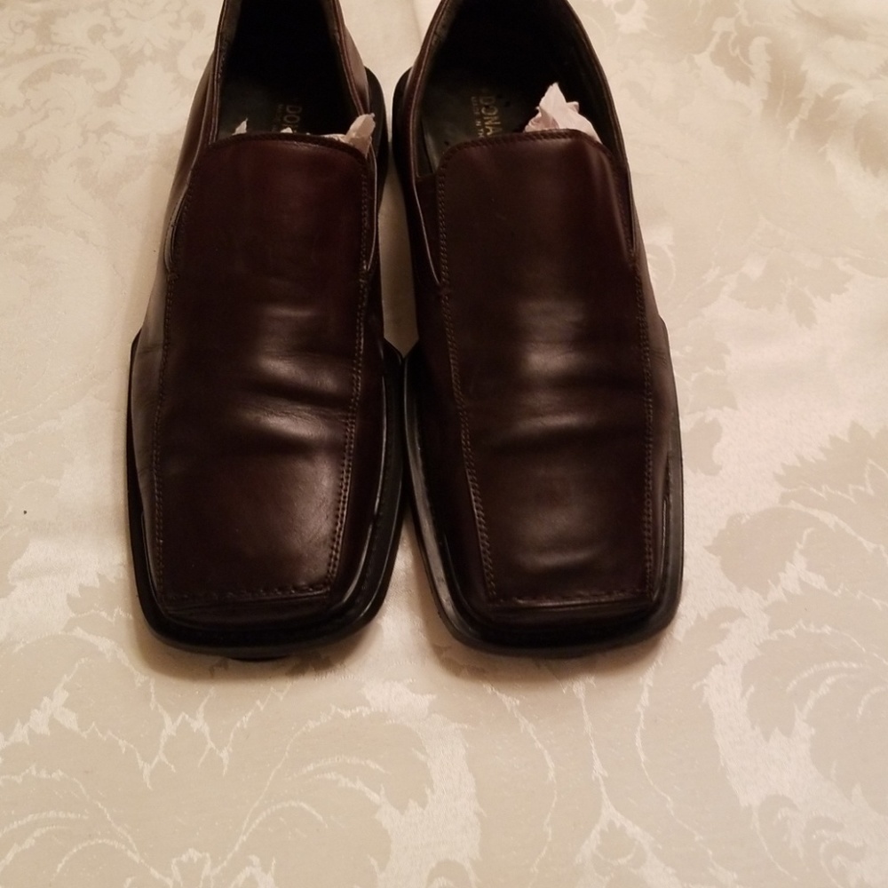 Donald J Pliner Loafer